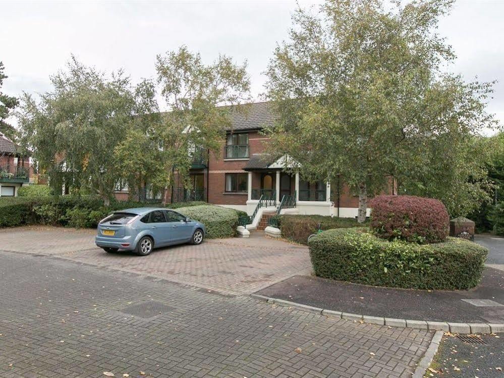 Hotel Ashleigh Manor Belfast Exterior foto